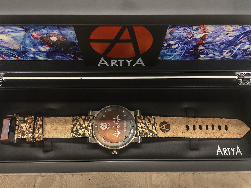 アーティア バタフライ 高級時計