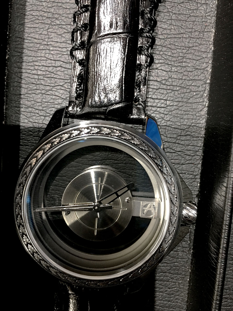 バーゼルワールド2017 新作腕時計 Target Classic Engraved