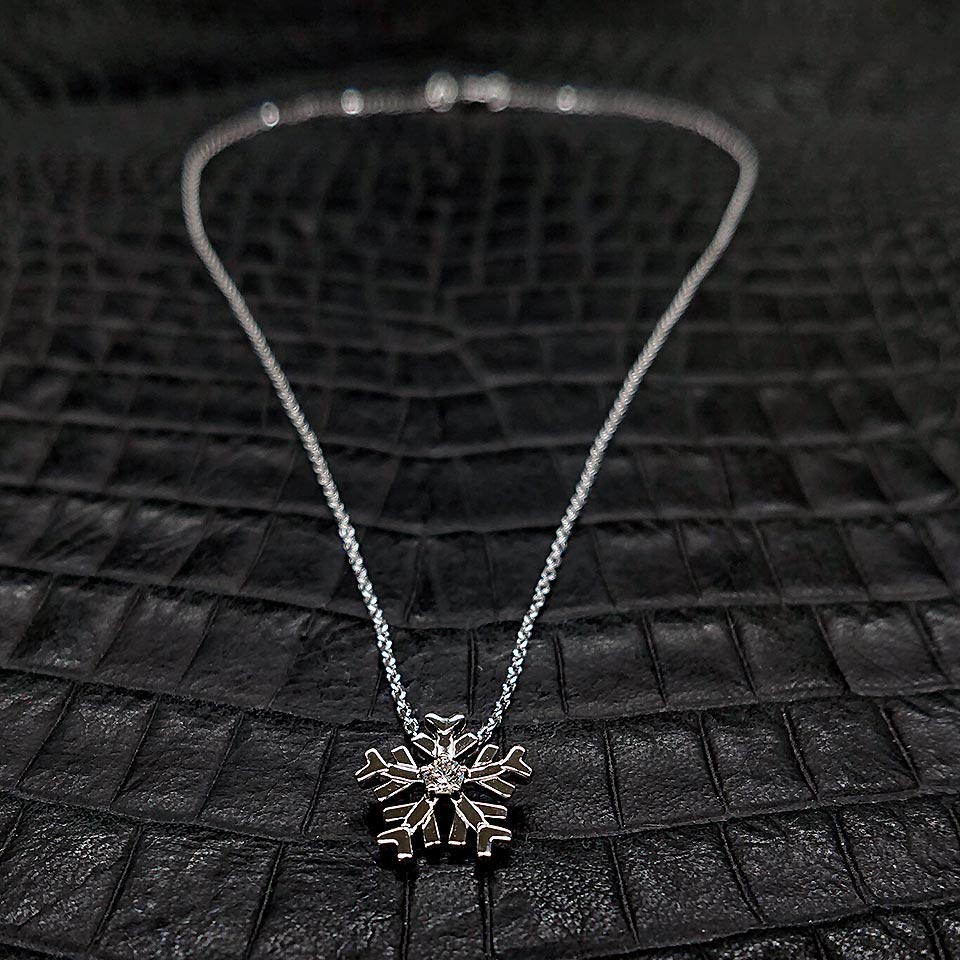 ArtyA Jewelry Snowflake Necklace