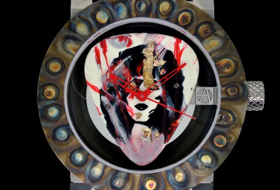 ArtyA Guitar Pick watch Be Kissed2