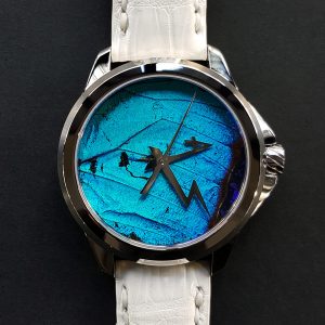 青いモルフォ蝶の腕時計